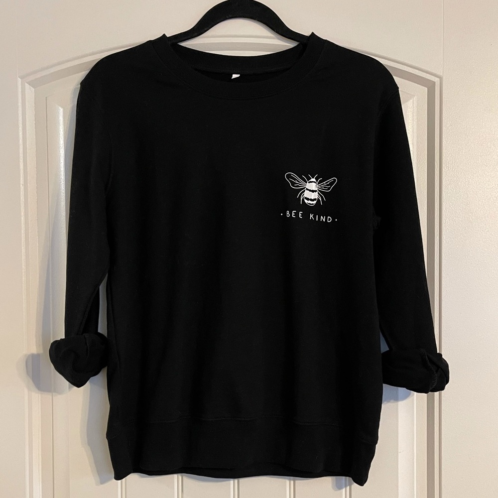 Black Bee Kind sweatshirt